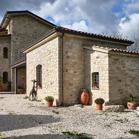 샬레 Monolocale Di Campagna - Lepietrebnb